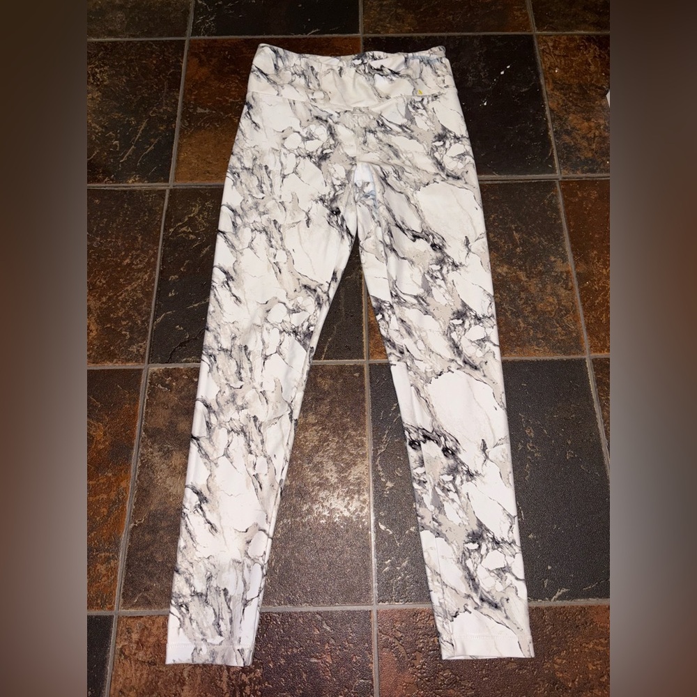 Infinite | White Printed Leggings